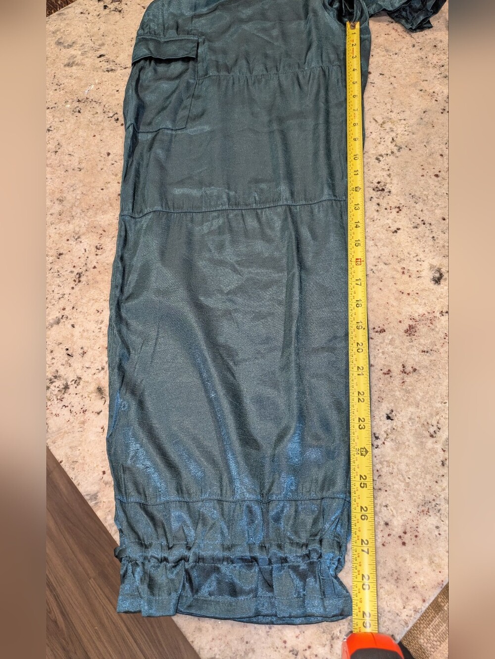 Victoria's Secret Satin Cargo Jogger Pants Green Shimmer Elastic Hem Medium Y2K - Picture 6 of 10